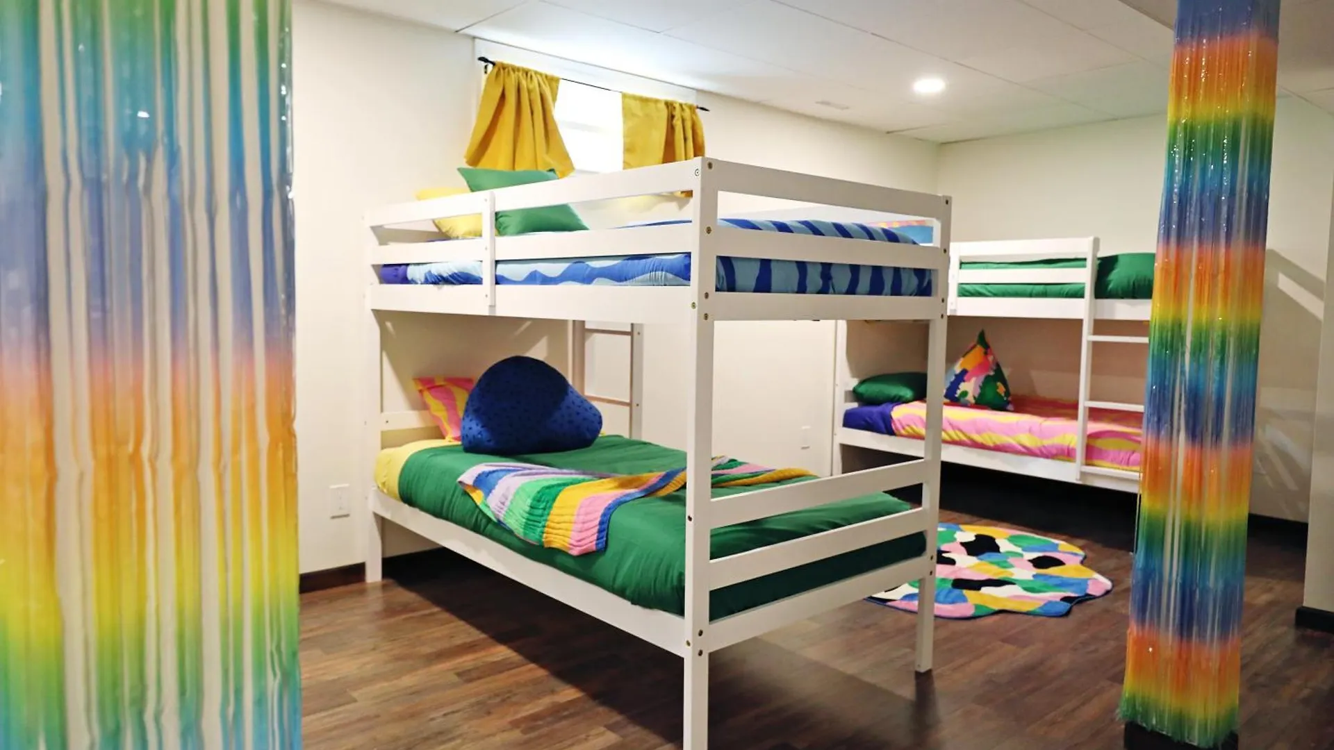 Apartment Family Pet Friendly Ac Disney Near Wem Edmonton