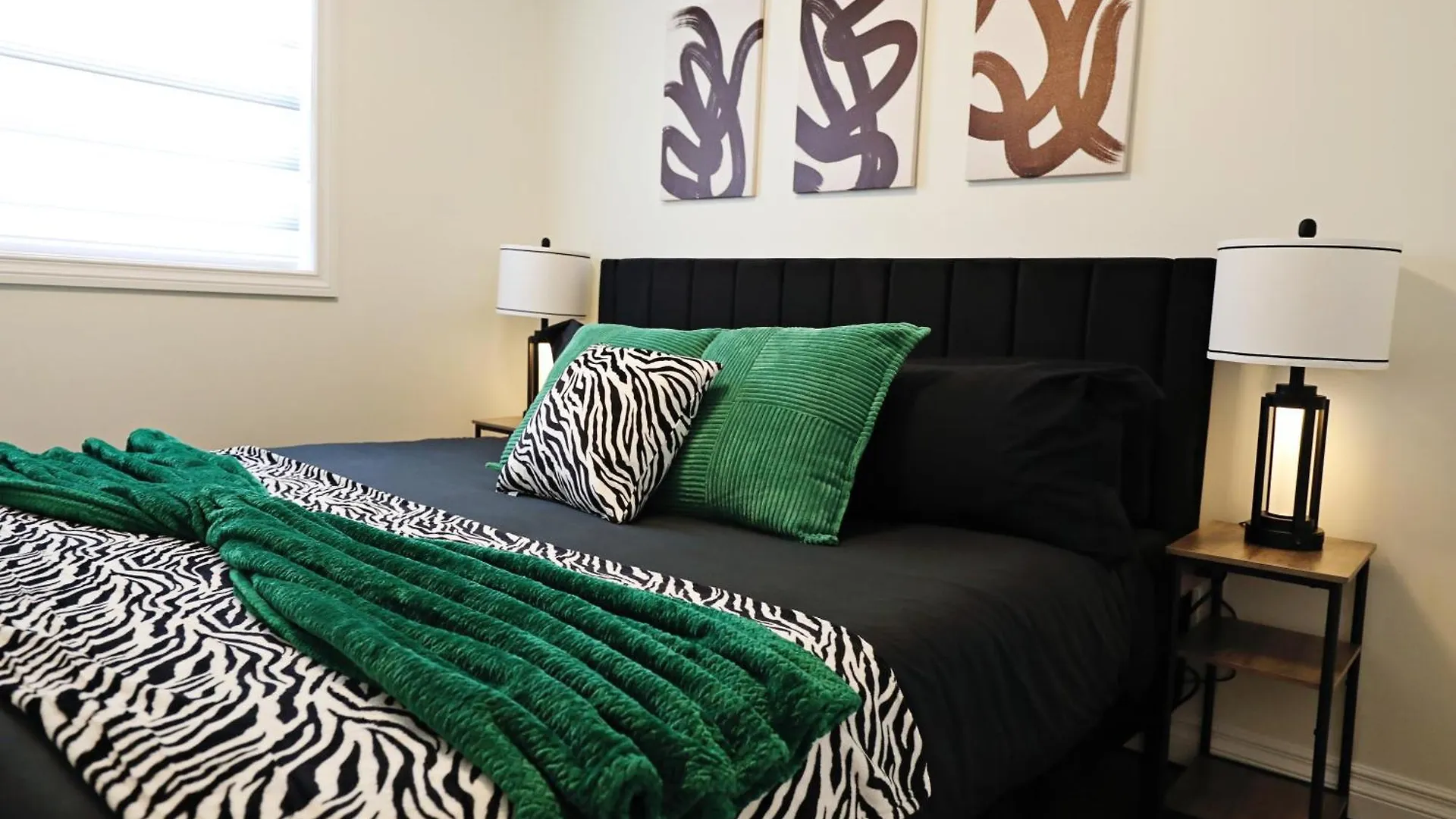 Family Pet Friendly Ac Disney Near Wem Edmonton 0*,
