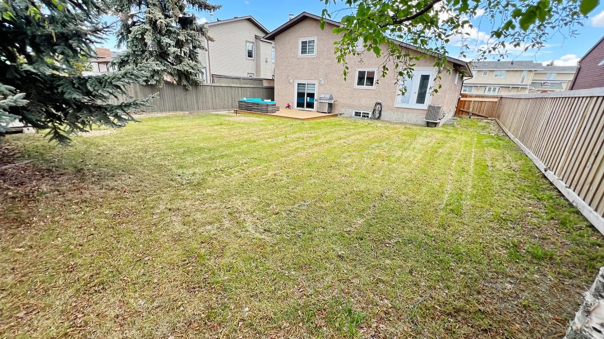 Family Pet Friendly Ac Disney Near Wem Edmonton Apartment